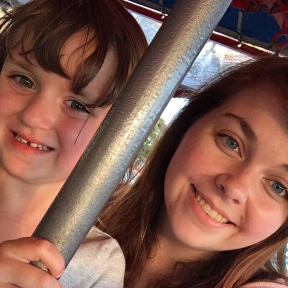 Meet your Posher, Rachel lois